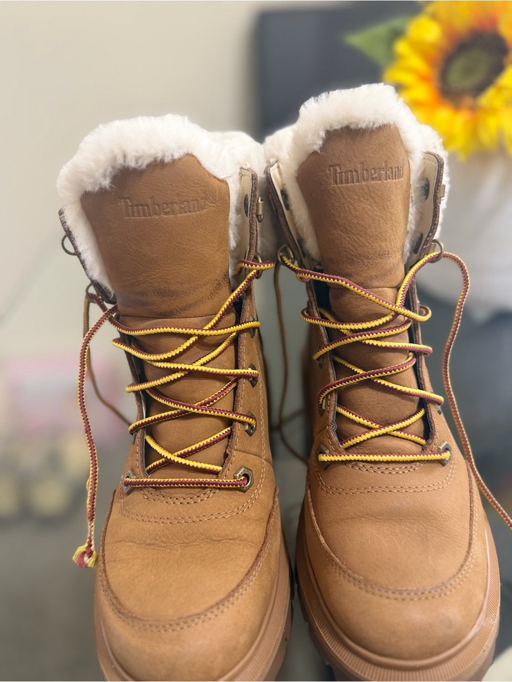 Timberland Women's Tan Leather Fleece-Lined Lace-Up Boots